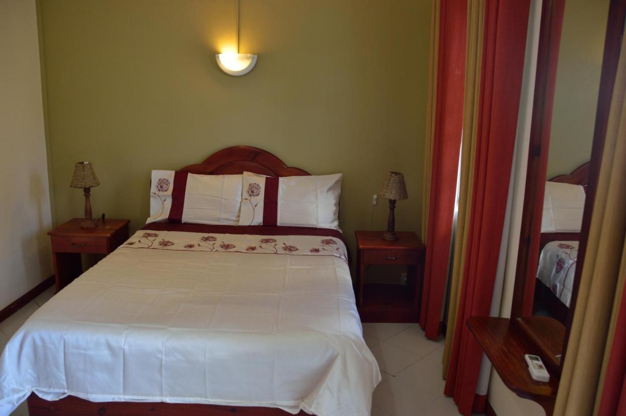 Le Capricorne Villas Grand Baie Exterior photo